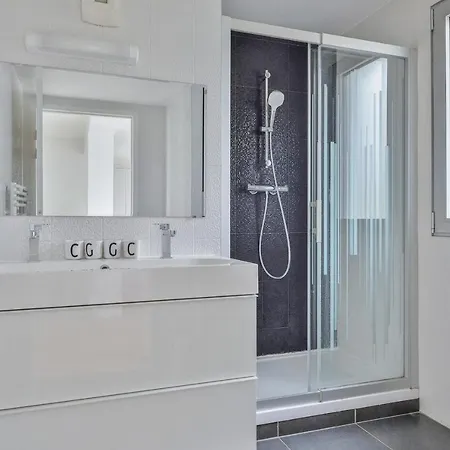 Sublime Family Duplex - Welkeys Apartment Paris
